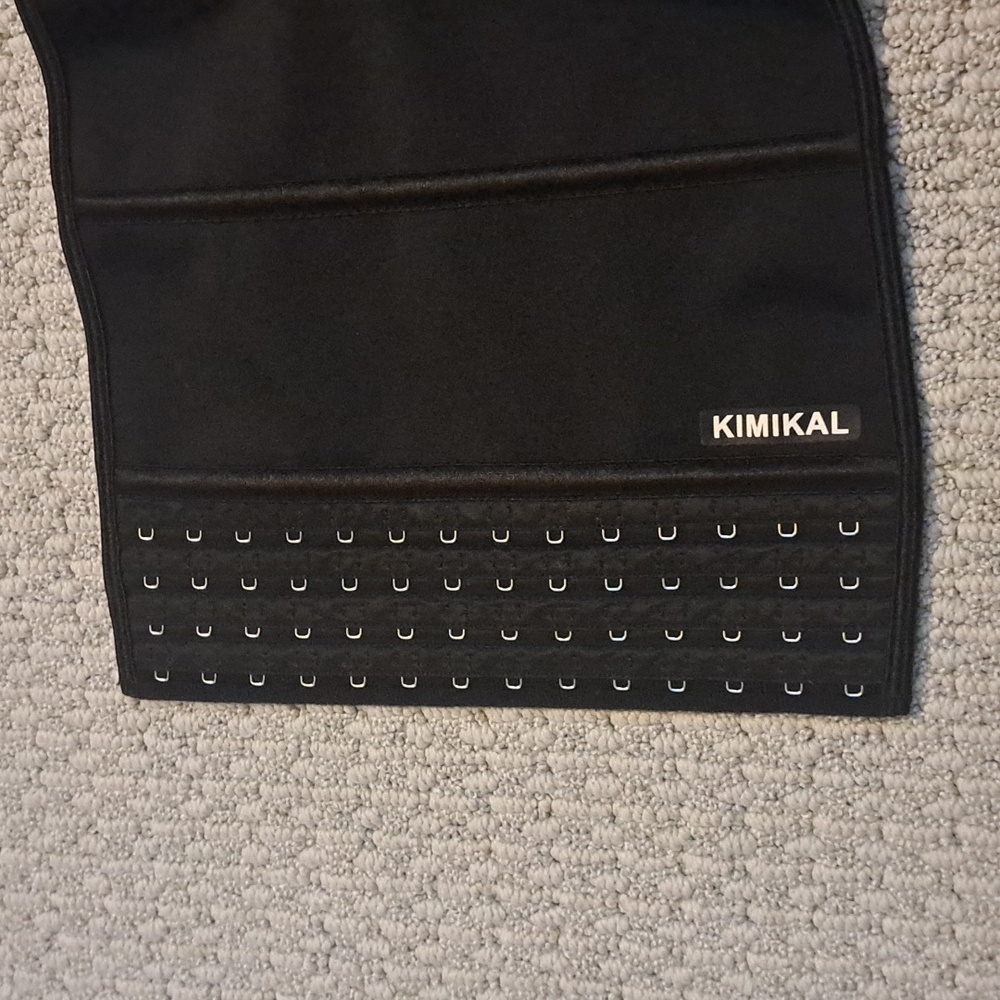 Girdle - Picture 4 of 5